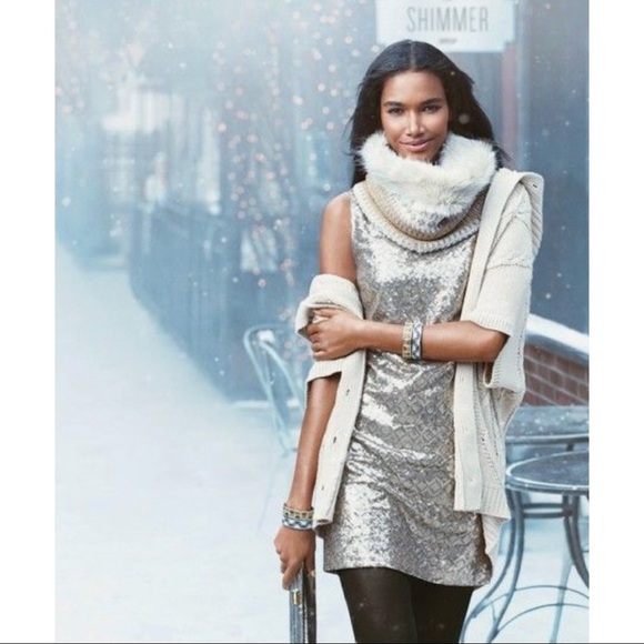 Banana Republic geometric sequin shift dress 8 - Picture 2 of 8